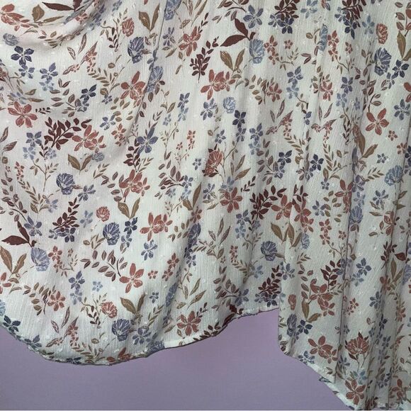 143 Story Poncho Top 3X White Swiss Dot Whimsical Floral Boho Print Dolman - Picture 6 of 7